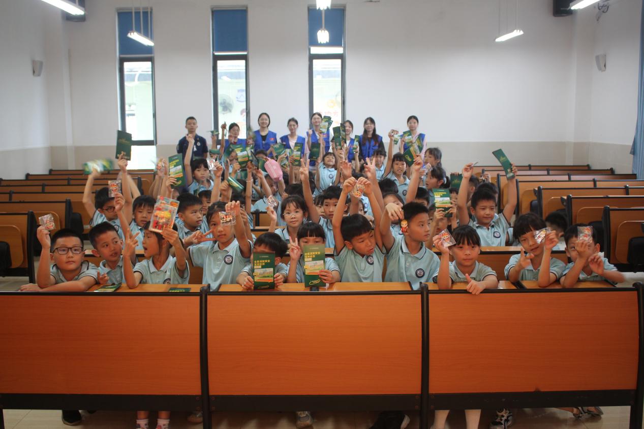 6aac8ab62ece4e3e6076ddd27d4ec69