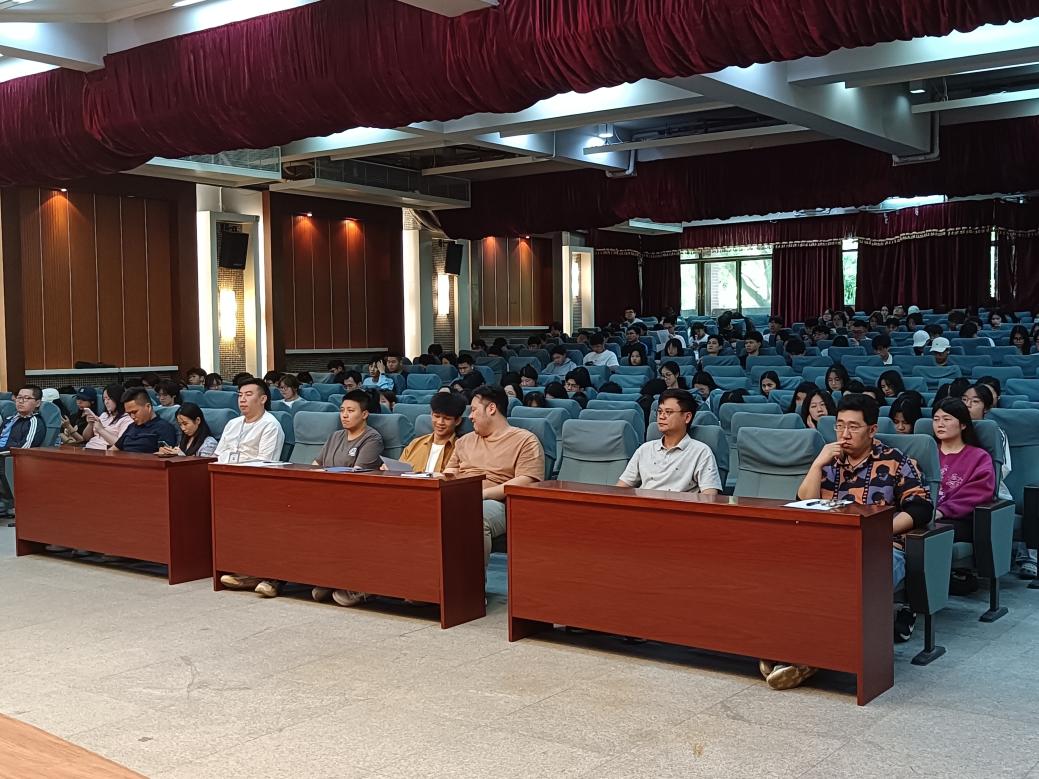 5e3e5dfbb2d28e5d4b0ac3f57443952