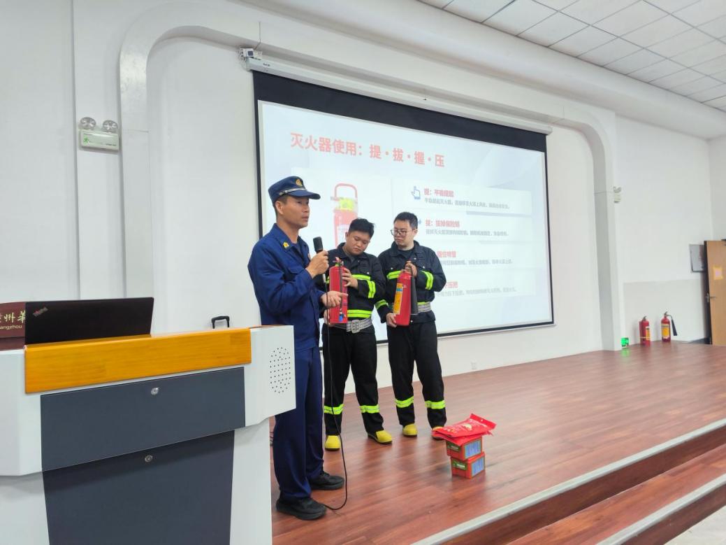 8b1906ab90475ccfe2fc785cf86ebe8f