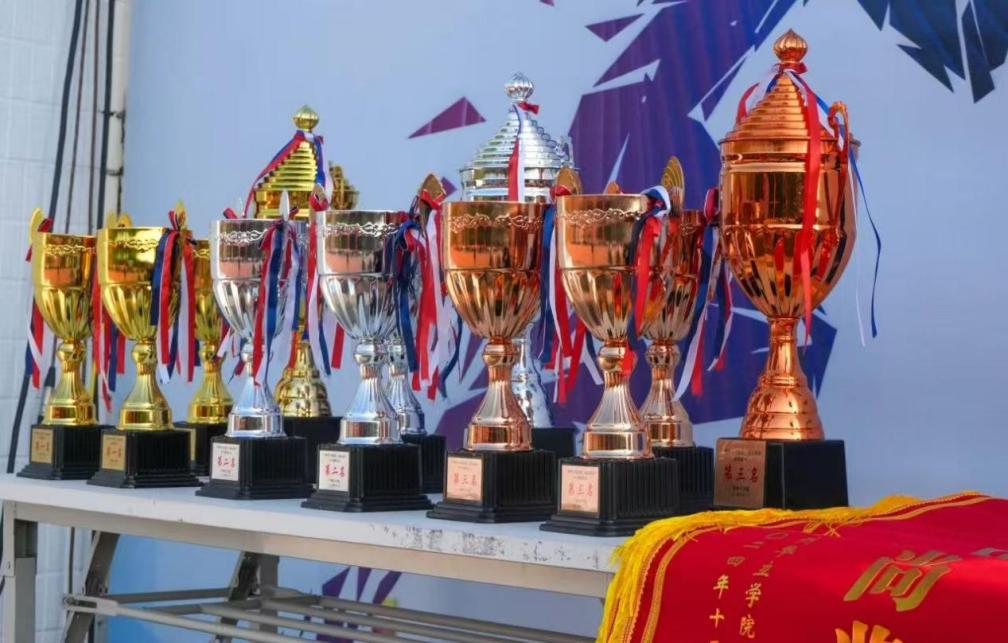 e915f9e08d81438cbb5de569971298a