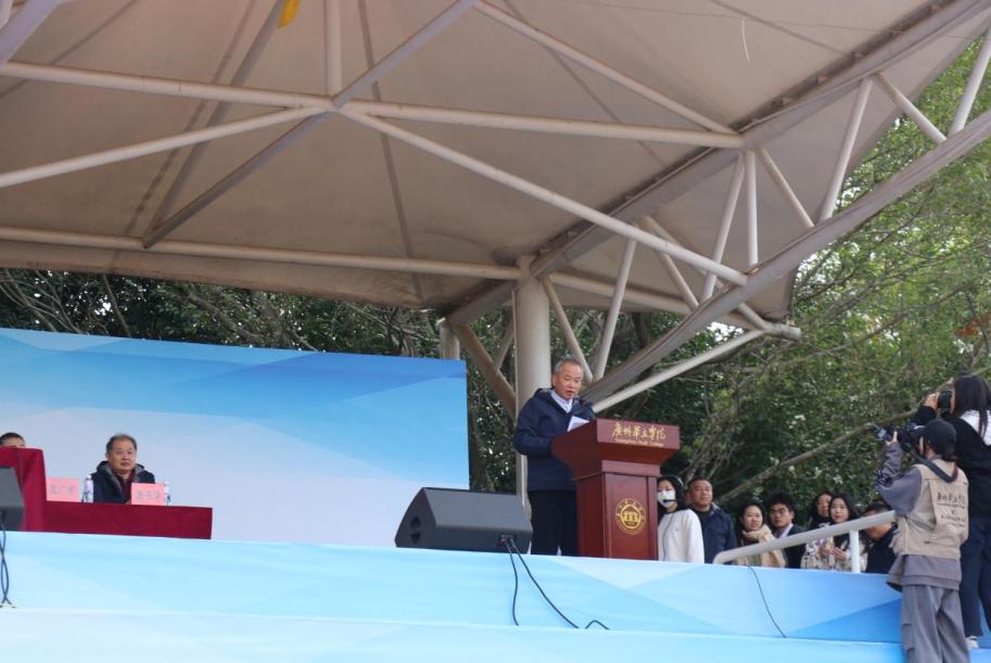 9fadd658d8f0f6a7eb99ab58f693d52