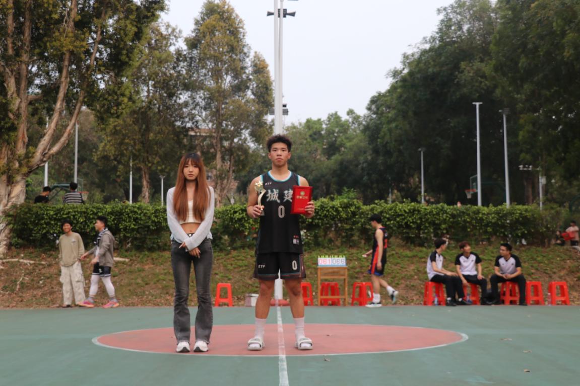 4ee14bed6687eb63826618edc337520b_