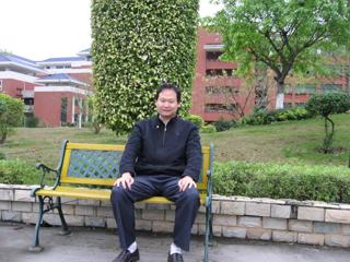 卢集富   副院长