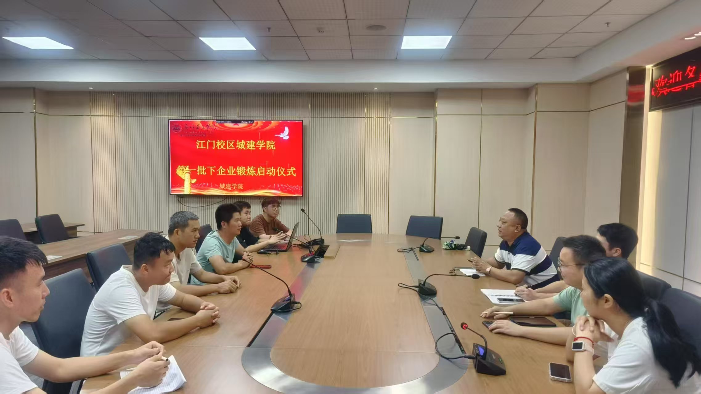 33fc5a35bb428295e0d7c58cbdf800a