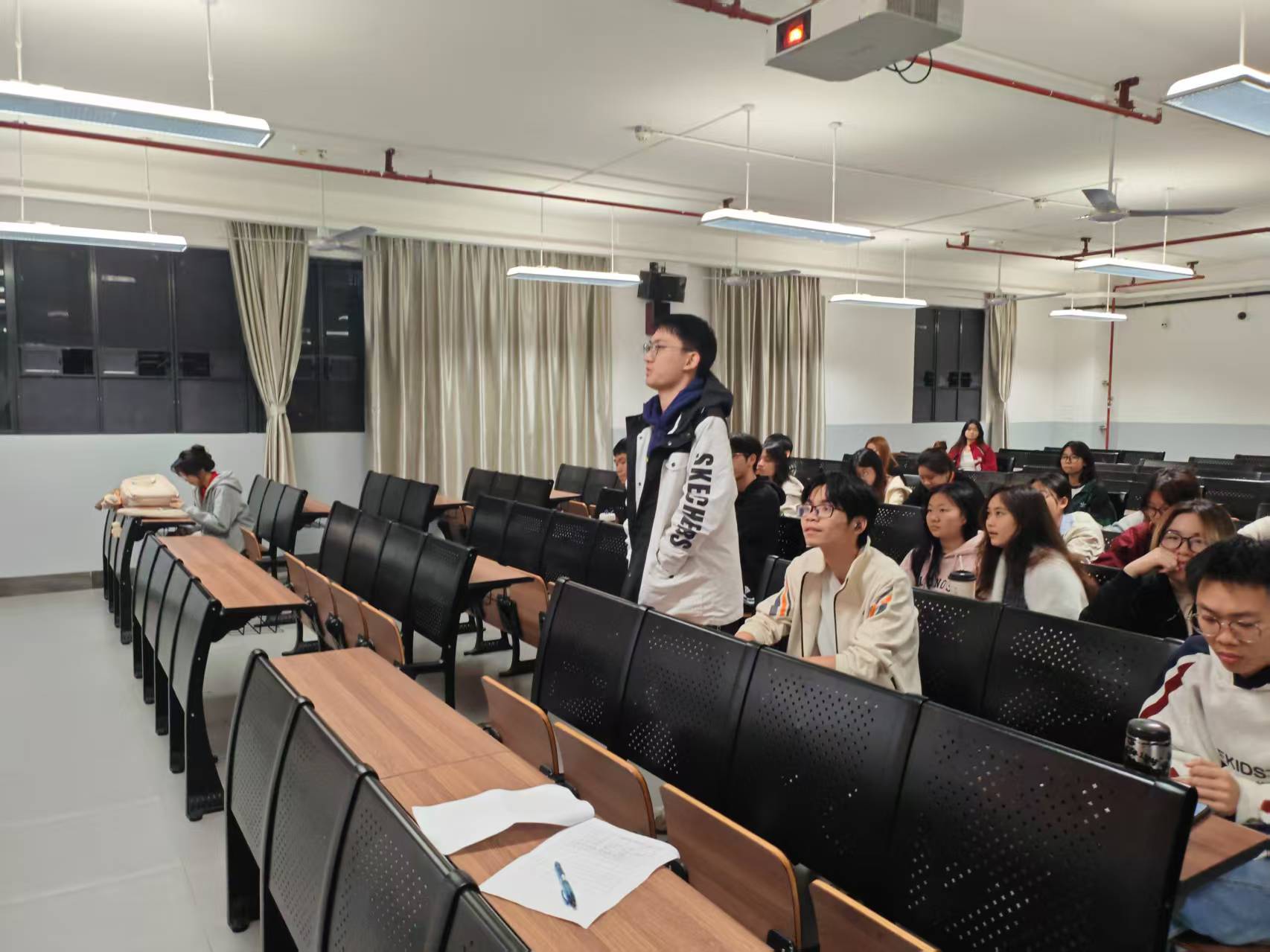 d8ba96ce78b2827c5b4d03bab0ae25fc