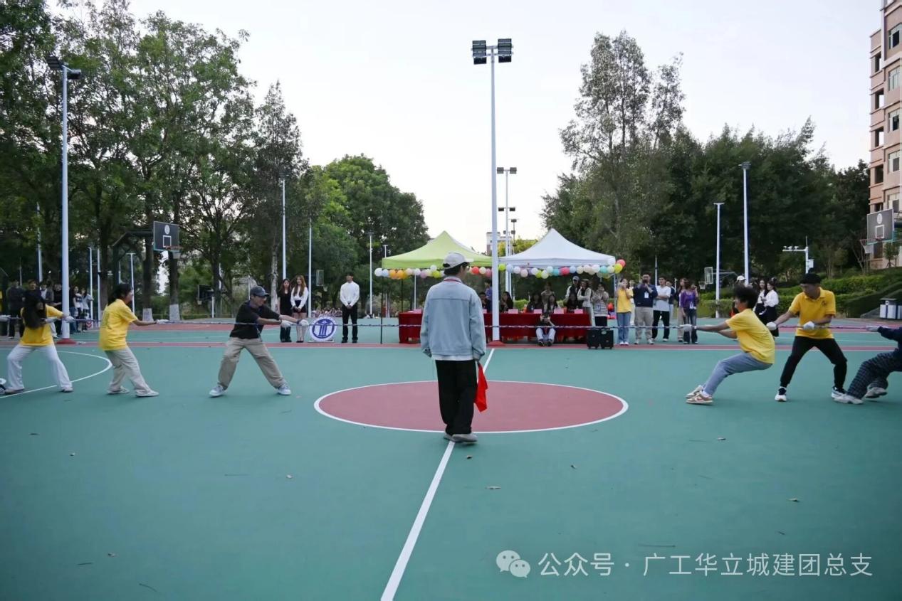 930ed1dd60d6fc1c5a9ecfd29558c8dc