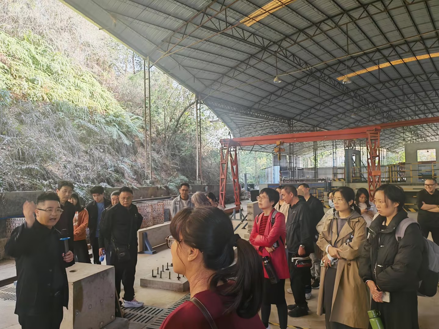 77479b2a955599beb686ef9cbad00488_compress