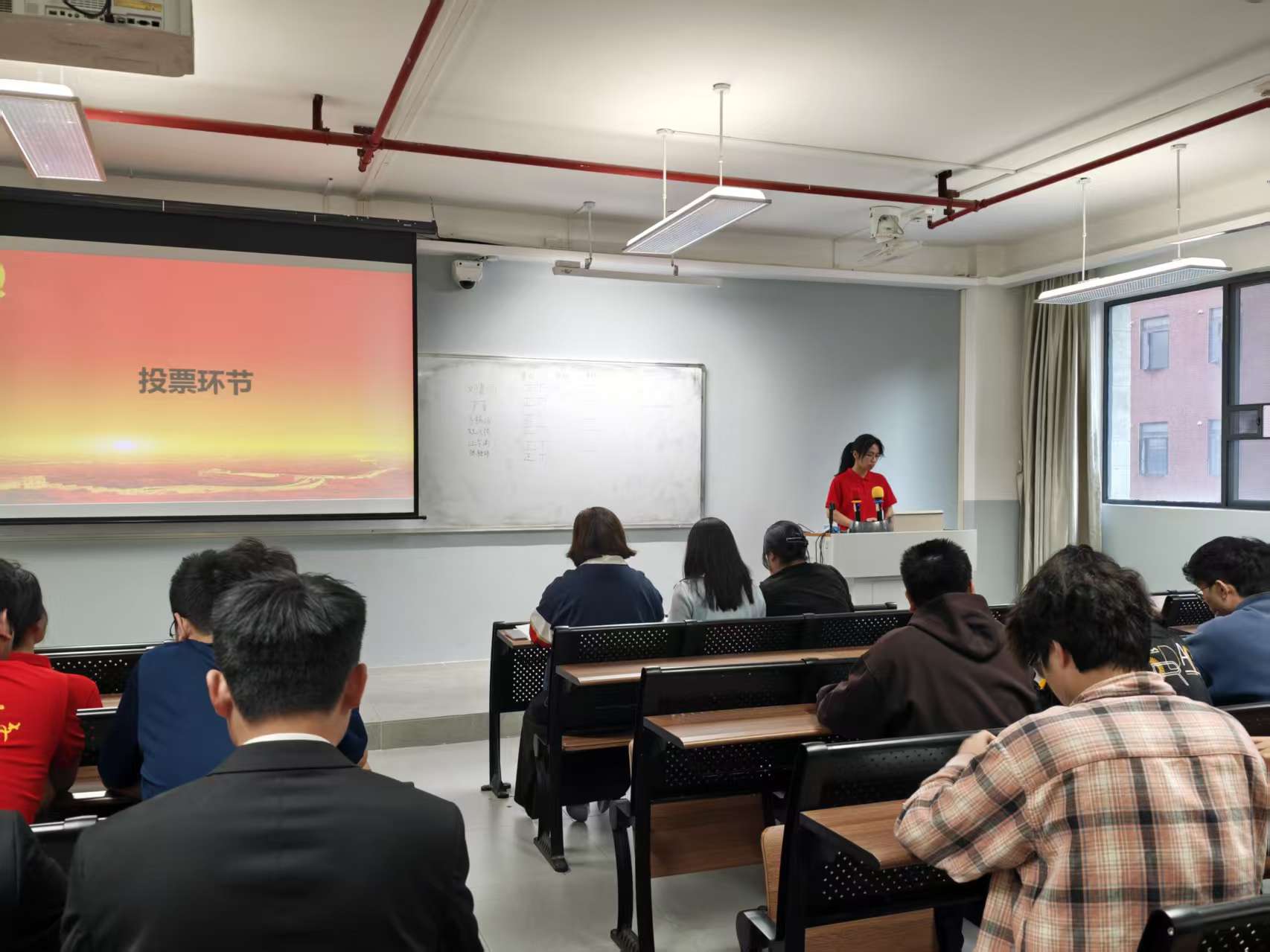 69e8987e9b43fcf340eb51158954f4f0