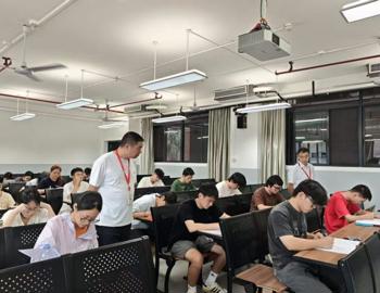 严抓考风考纪，规范管理护统考——我院督导开展期末考试巡考工作