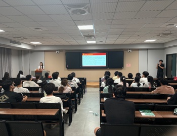 城建与资源勘探学院第十一期党课学习班第一讲顺利召开！