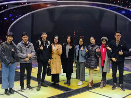 学生广东广播电视台实习留影
