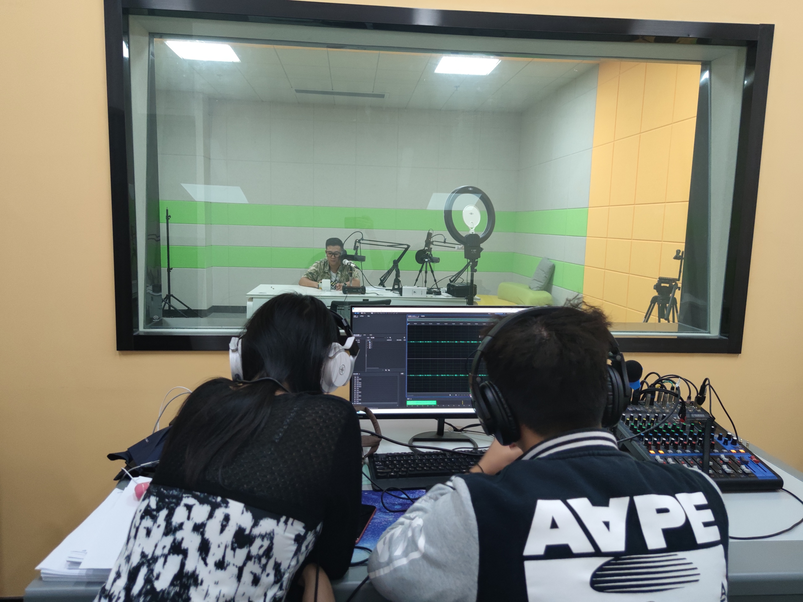 播音与主持&nbsp;