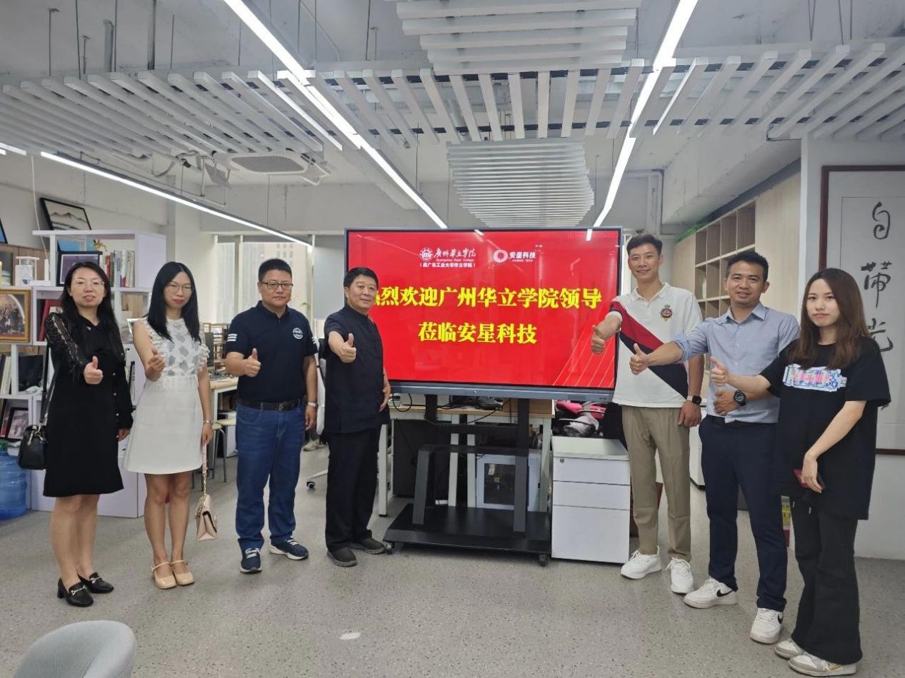 13e14bc44a90324592eb2596f45acb64