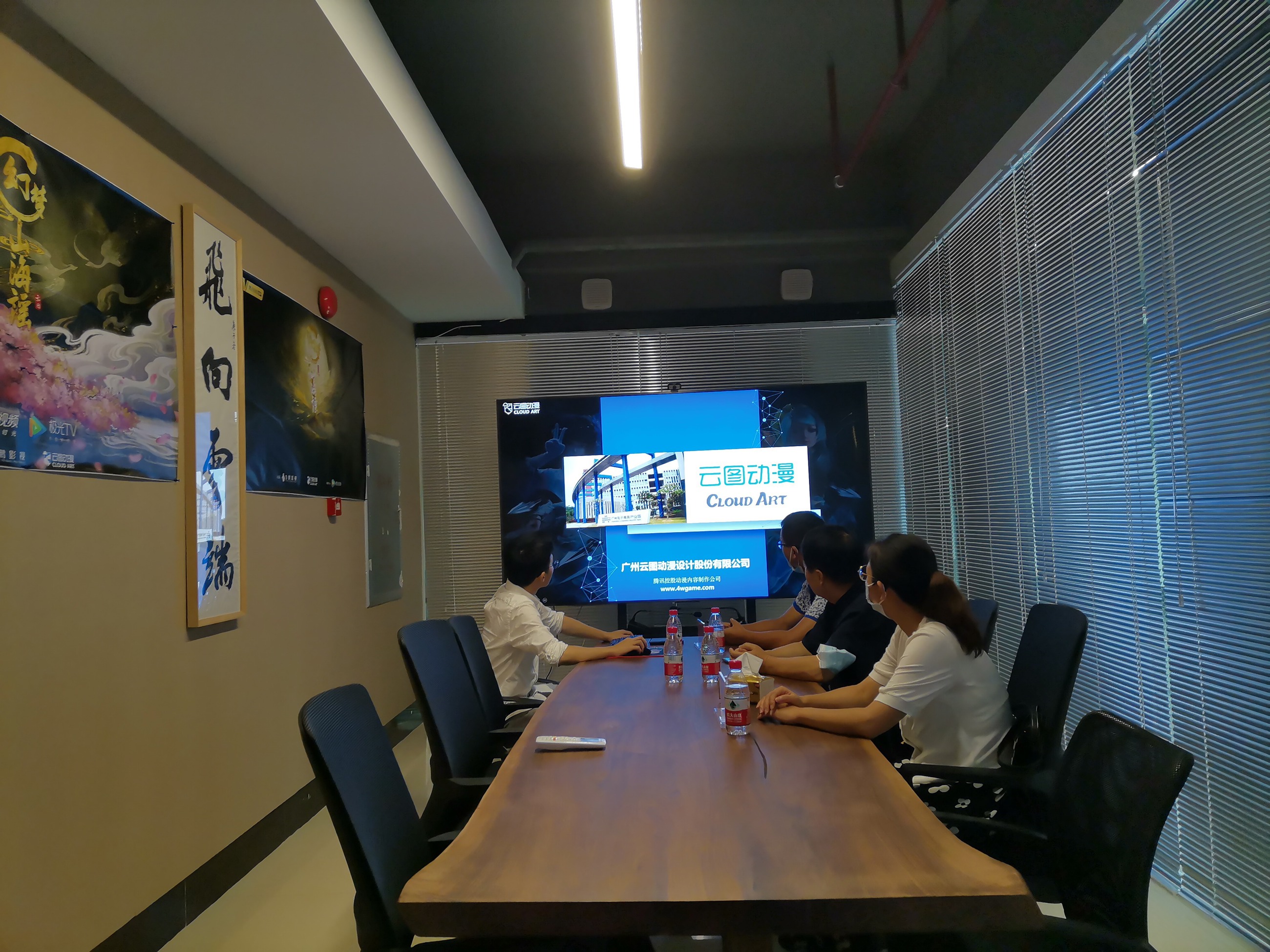 3203b293e2d44f01580bfa7d998c0b9