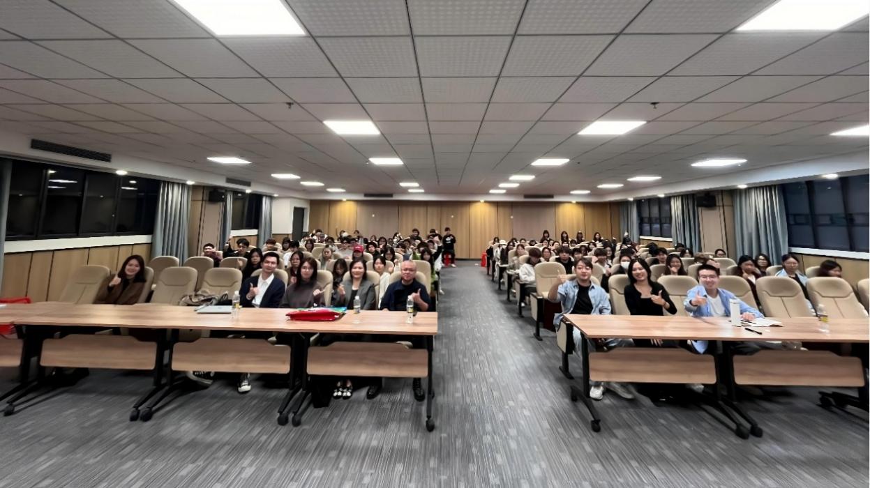 82133bbf069c00bc542fbf8215b1c81(1)