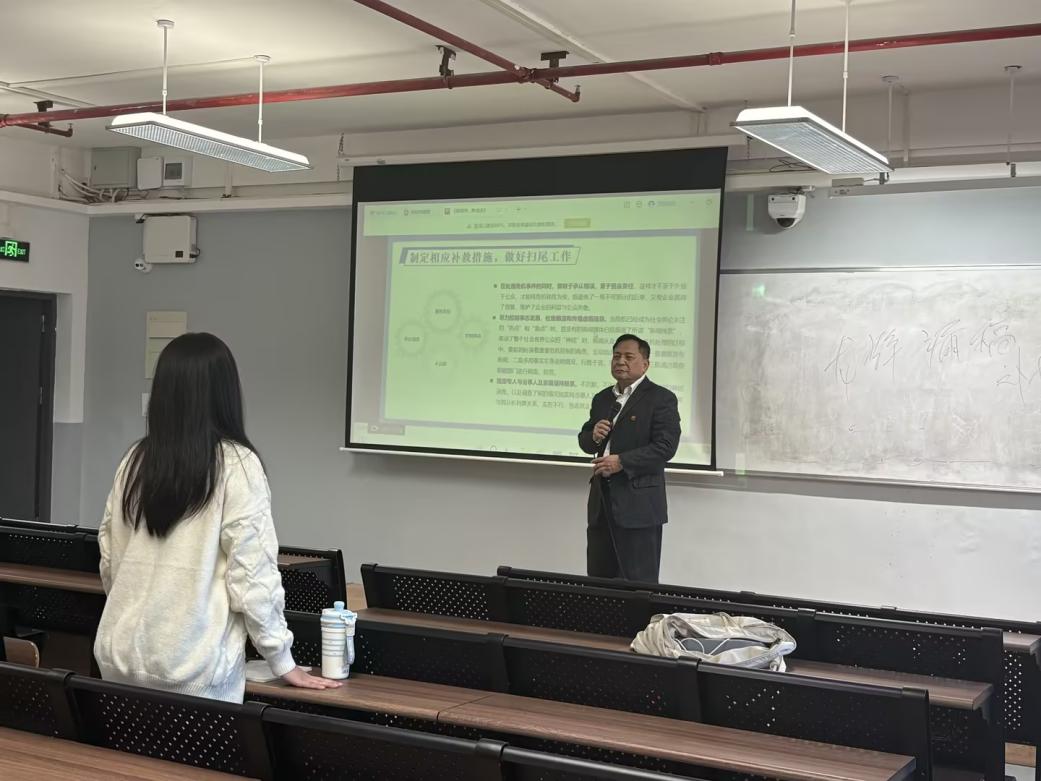 8f4d4079-be80-4346-baa7-fb29863f5fb0