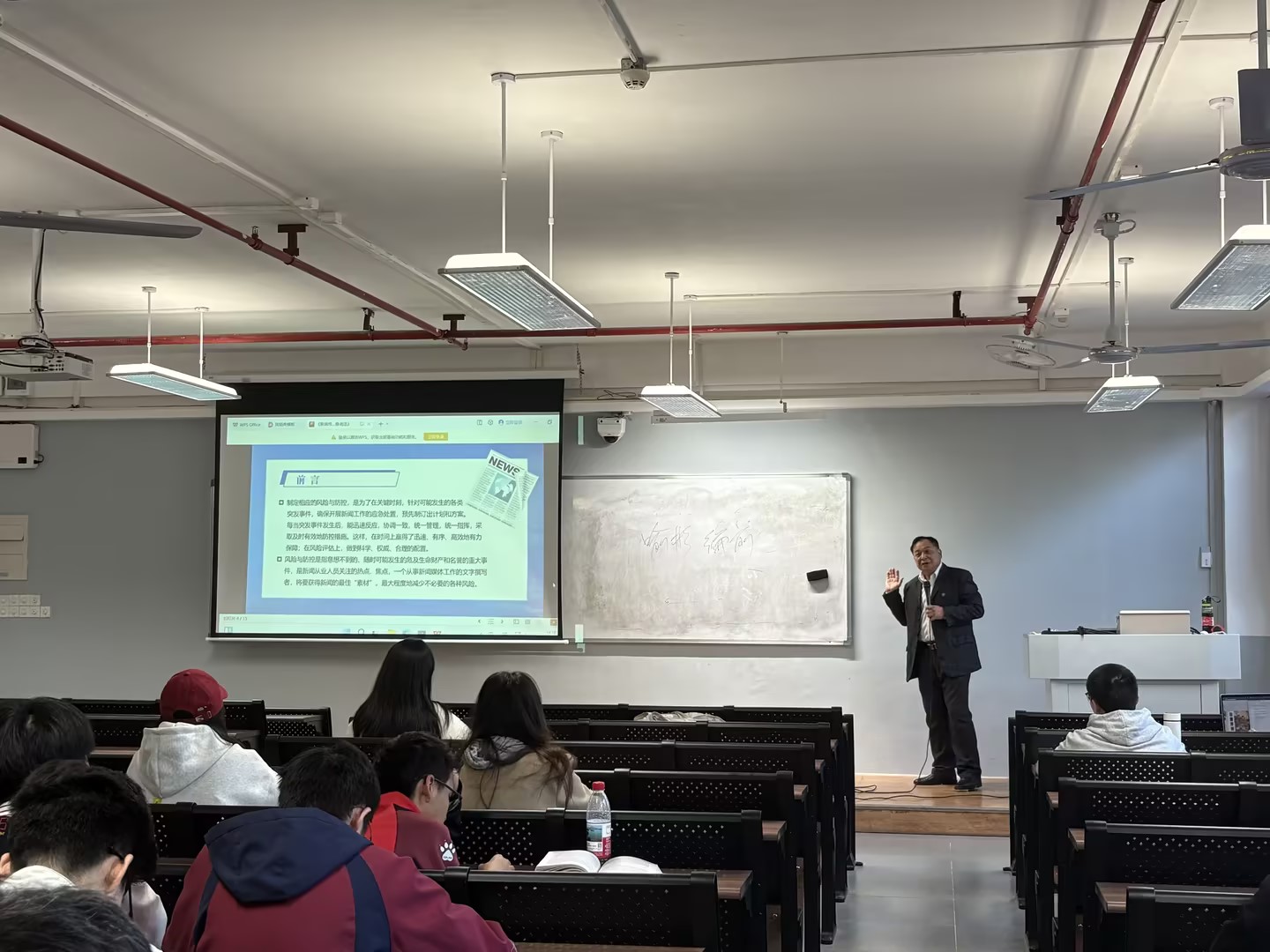 e1fb0193-9a17-450b-af70-9049adaac2e5