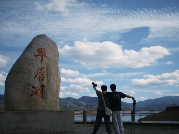 C:/Users/cavel/Desktop/学校工作/教学/采风2025-2026-2/作业/照片/微信图片_20260403170956_260_1171.jpg微信图片_20260403170956_260_1171