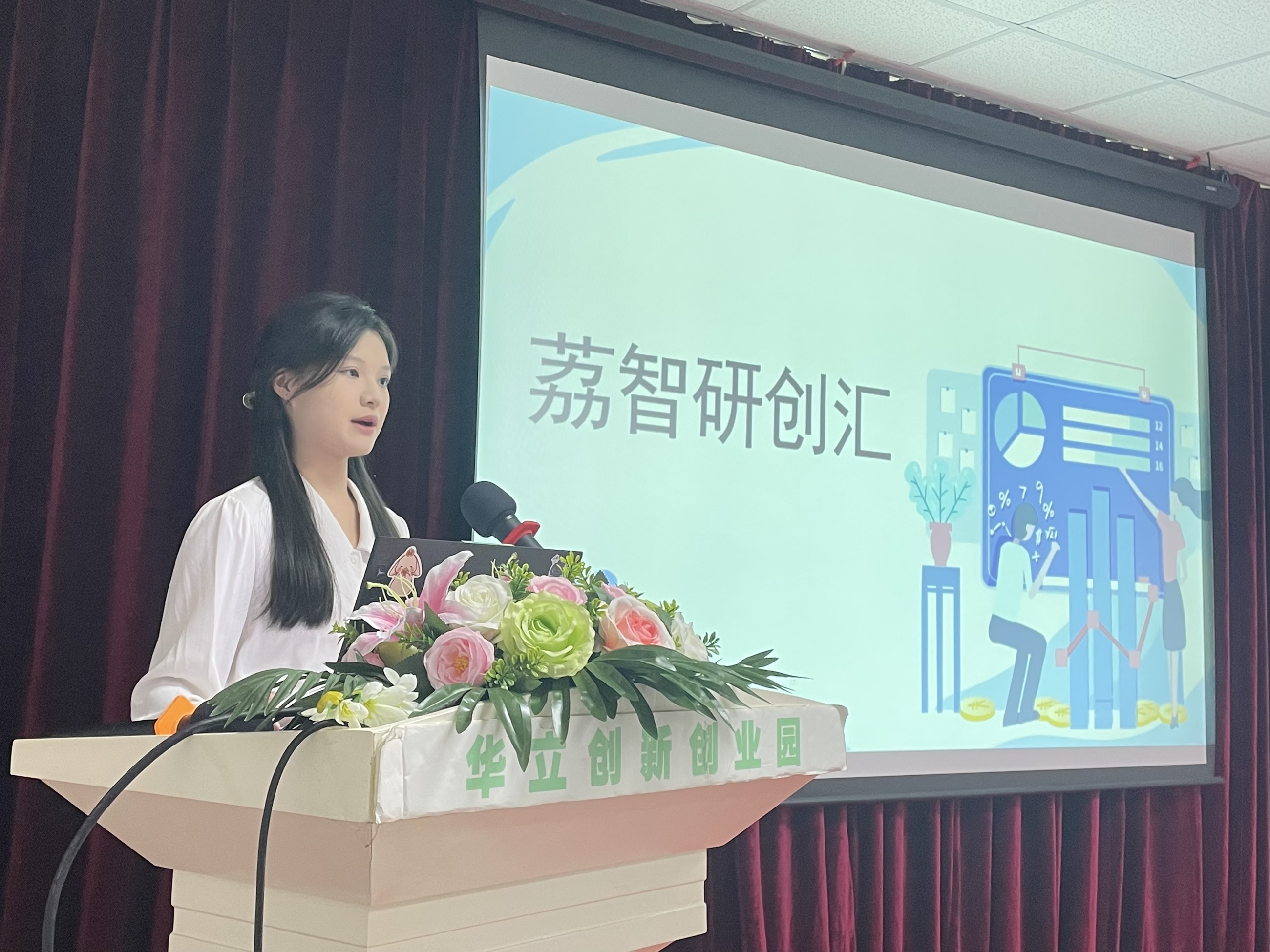 0581f22b11a43de22dded83da95886b