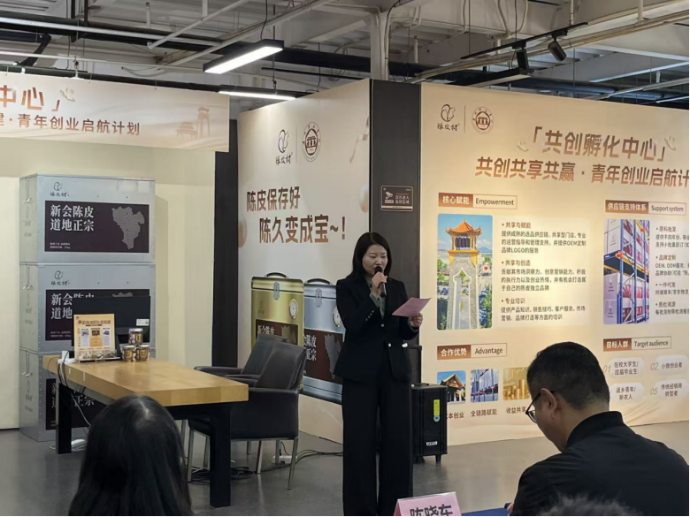 82b6c5d861bb409ab8d3dd403e2283bb