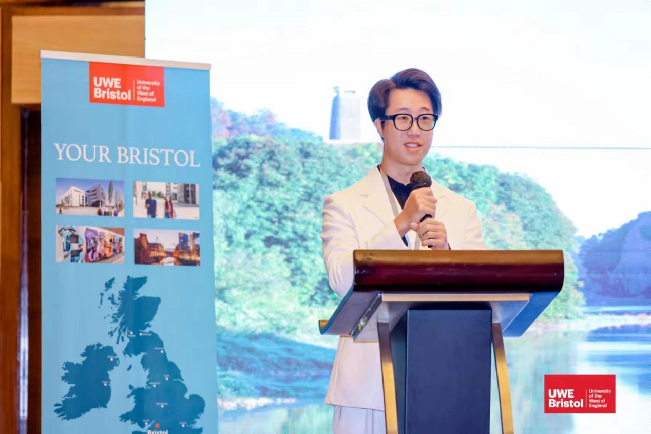 59ee8dde5300ff8b950c3e6d95c77aa