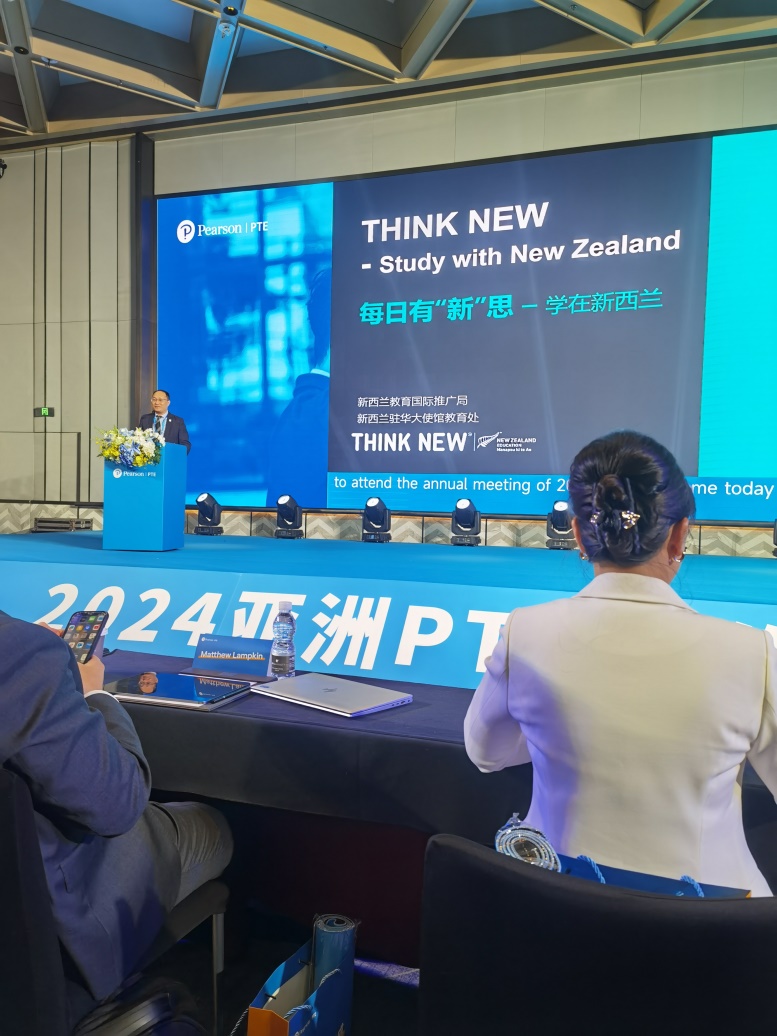 C:\Users\lenovo\Documents\WeChat Files\wxid_mgzr1l2fudxr22\FileStorage\Temp\226188a13bc717e325ffafc4ff12978.jpg