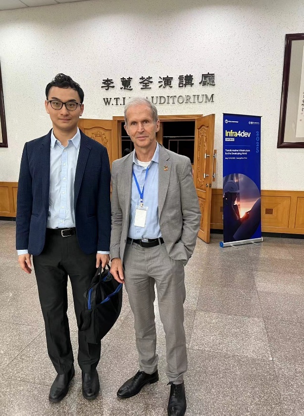 C:\Users\DELL\Desktop\_cgi-bin_mmwebwx-bin_webwxgetmsgimg__&MsgID=3199091178234968077&skey=@crypt_f1cef8e1_42300fc523f8ea1d9870e1f9b7499e27&mmweb_appid=wx_webfilehelper.jfif