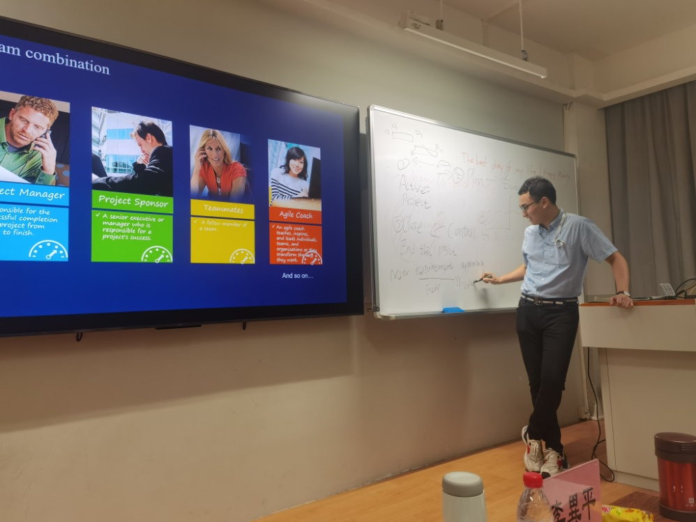 C:\Users\dydt6\Desktop\Photo & Video青年教师试讲视频照片\青年教师试讲视频照片\采用\梁傲天.jpg