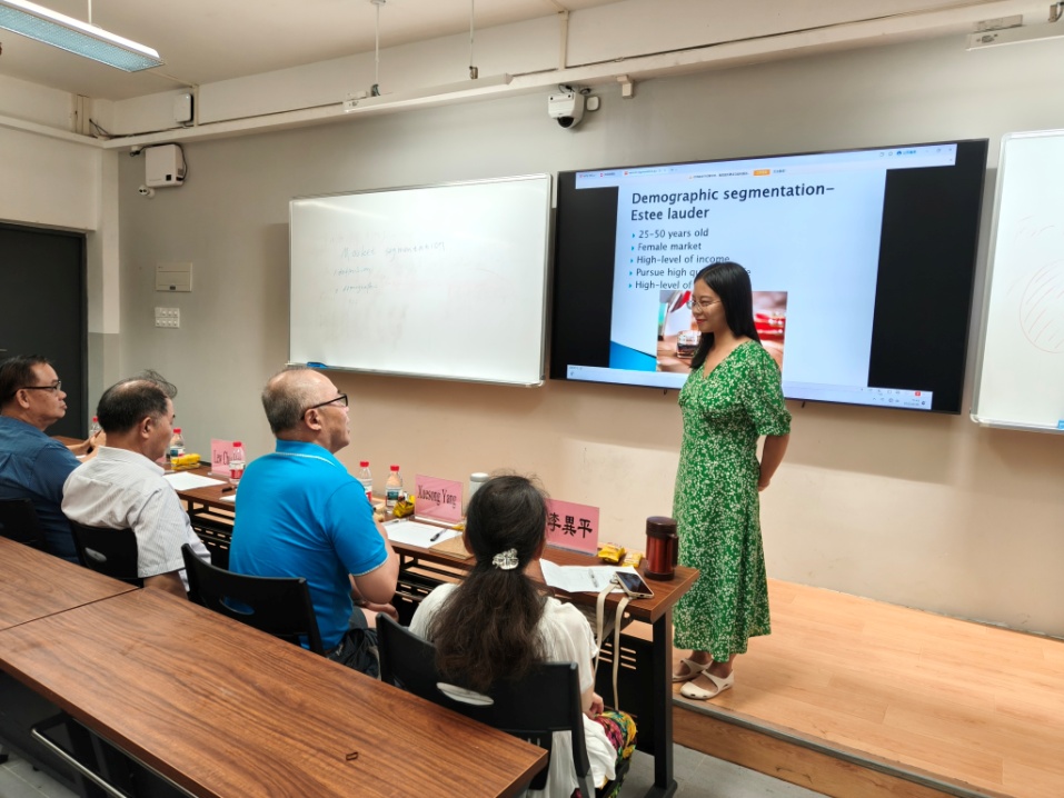 C:\Users\dydt6\Desktop\Photo & Video青年教师试讲视频照片\青年教师试讲视频照片\采用\全恒.jpg