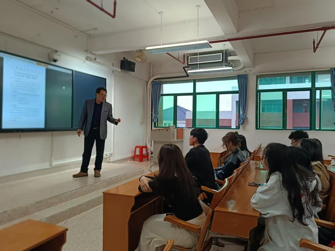 ca35c93e6cbed88a54eeb9b40f62be4