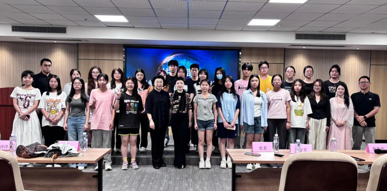 64b09242381bbeb97963e7a22de2ac83_compress