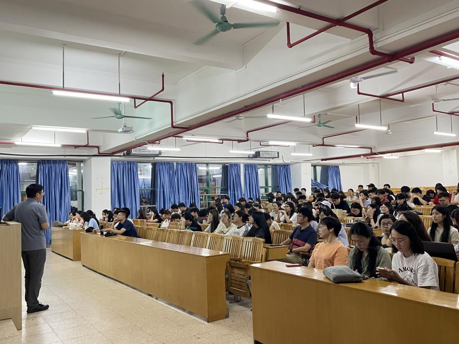 d8e6c84d05c0338675ac04e3e0fa83b