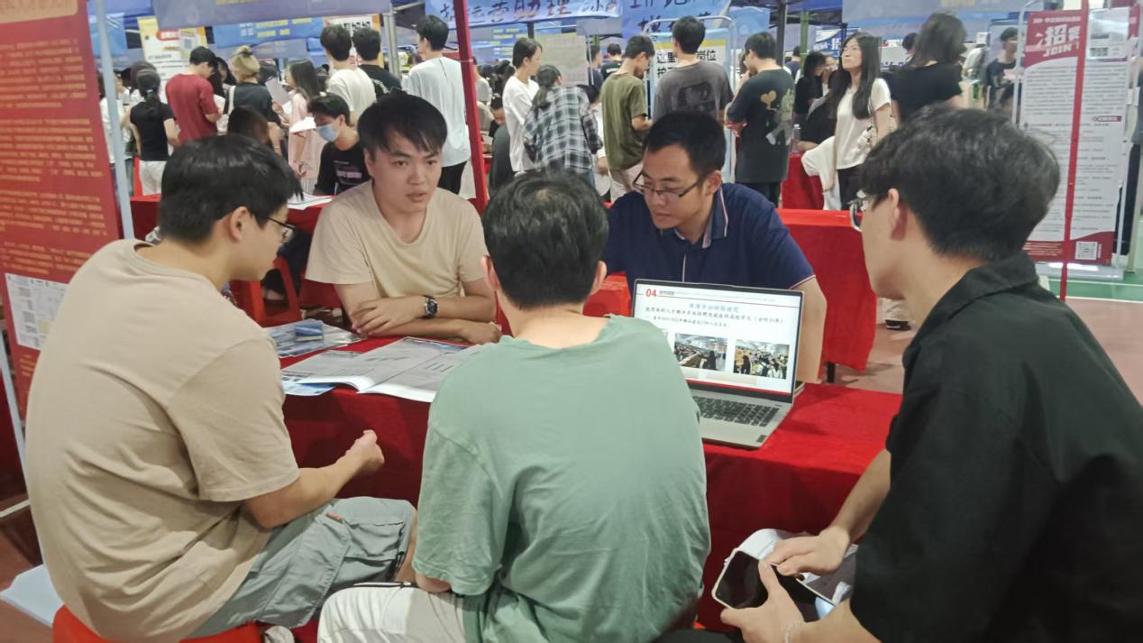 9e7d4daabac549365afcc8622e34c5a