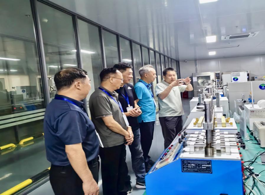 fbd4bf84-c1df-439d-b4a8-15f25a153cdb