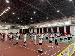 华立赛场显身手，管院教师展风华