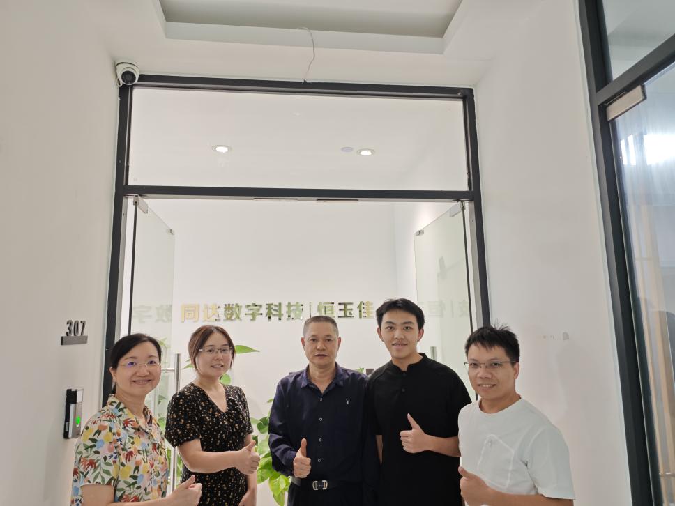 7ba2c555cad1860030bc6df53771086