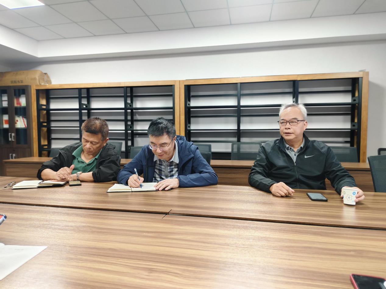 a18eb7befc19ba4691c1b7b8f357ccc4_compress