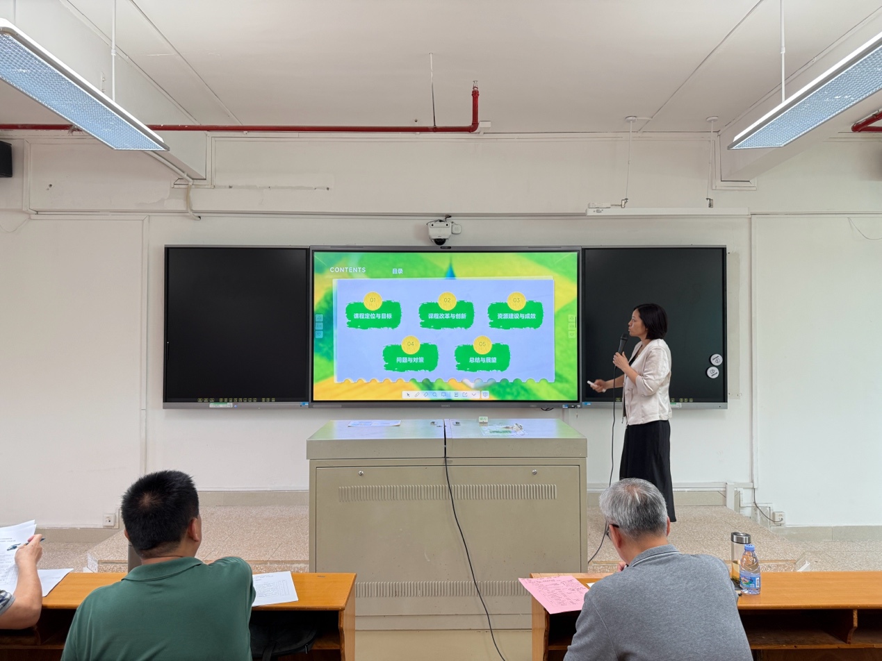 人们在房间里玩体感游戏
AI 生成的内容可能不正确。