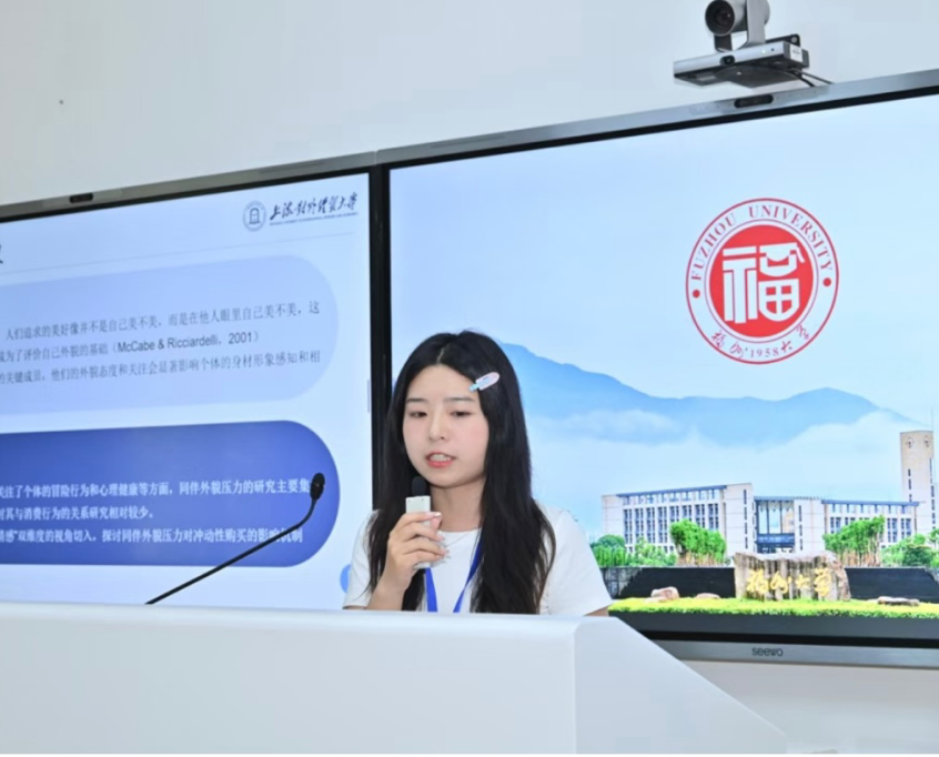 2025-10-23 10:42:56.776000