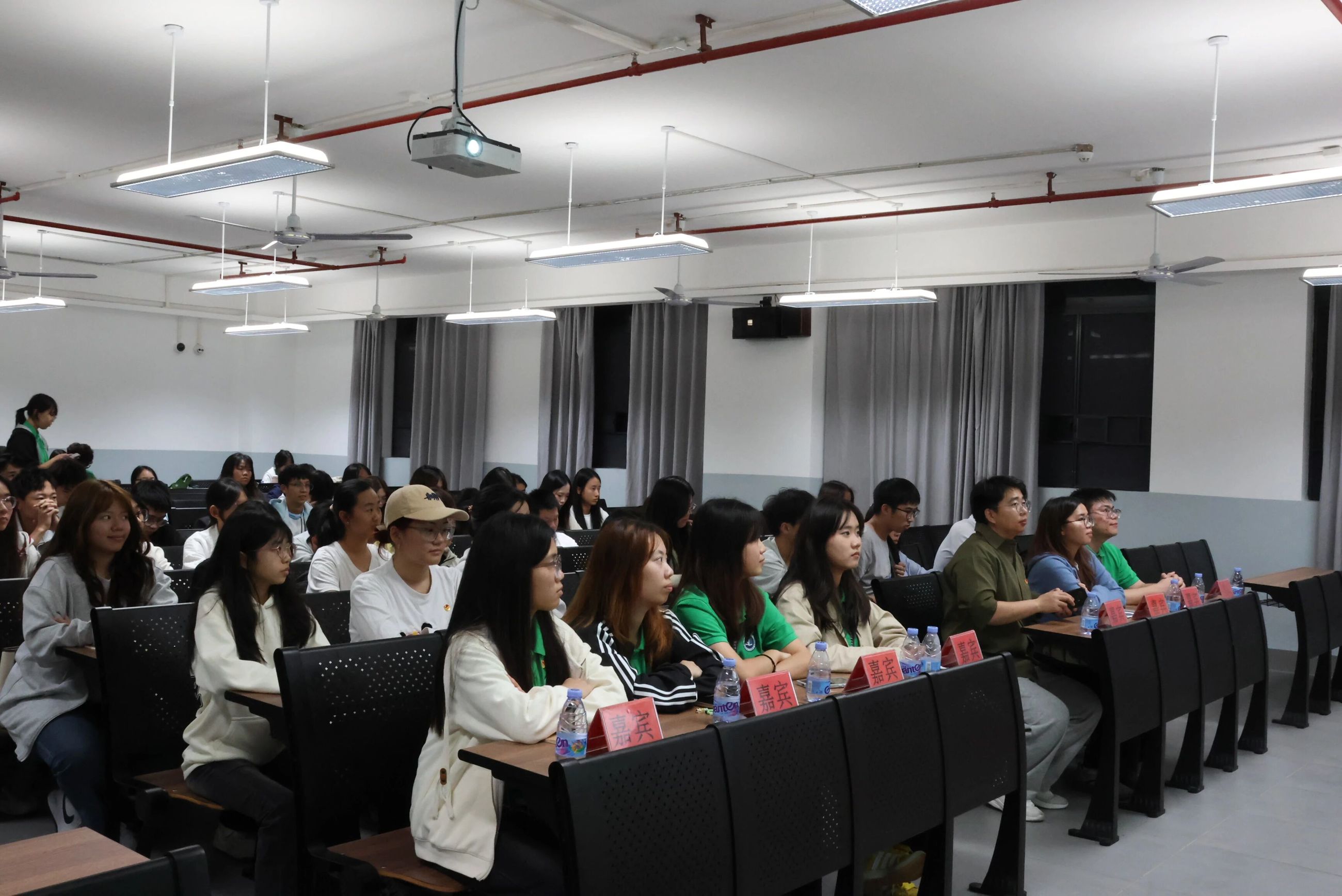 微信图片_2025-12-10_112428_065