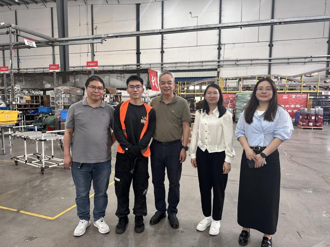 JD仓储合影现场图(1)