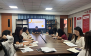 广州华立学院管理学院召开四月份辅导员培训会
