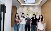 佳节送关怀，校企谱新篇 