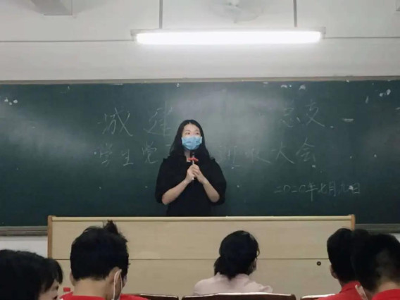 蜂蜜浏览器_微信图片_20200812132815.jpg 蜂蜜浏览器_微信图片_20200812132815.jpg