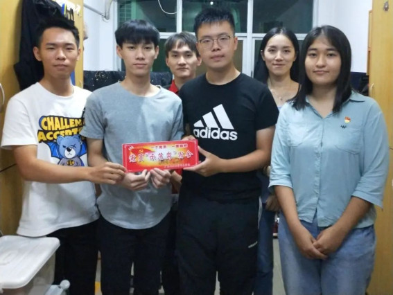 蜂蜜浏览器_微信图片_20201130175541.jpg 蜂蜜浏览器_微信图片_20201130175541.jpg