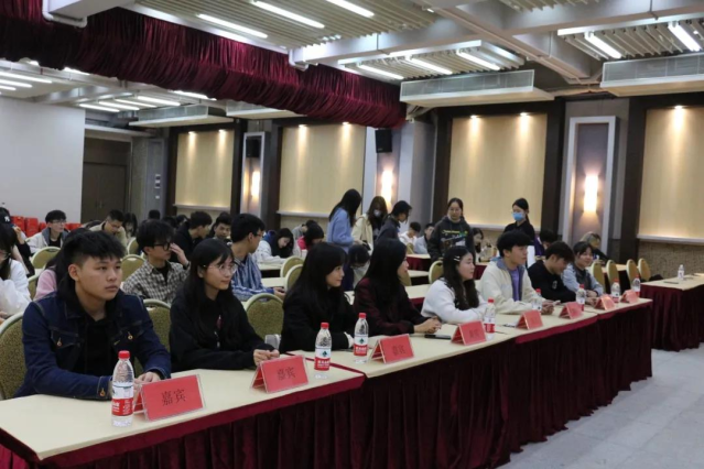 蜂蜜浏览器_微信图片_20201229095646.bmp 蜂蜜浏览器_微信图片_20201229095646.bmp