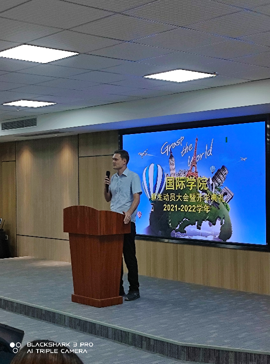 截屏2021-10-08 09.03.27.png