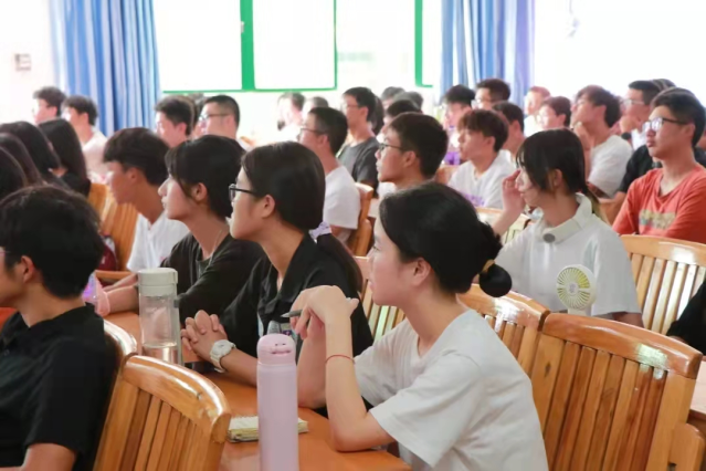 蜂蜜浏览器_图片 1.png 蜂蜜浏览器_图片 1.png