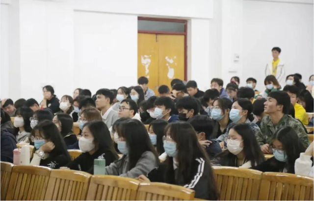 蜂蜜浏览器_图片 2.png 蜂蜜浏览器_图片 2.png