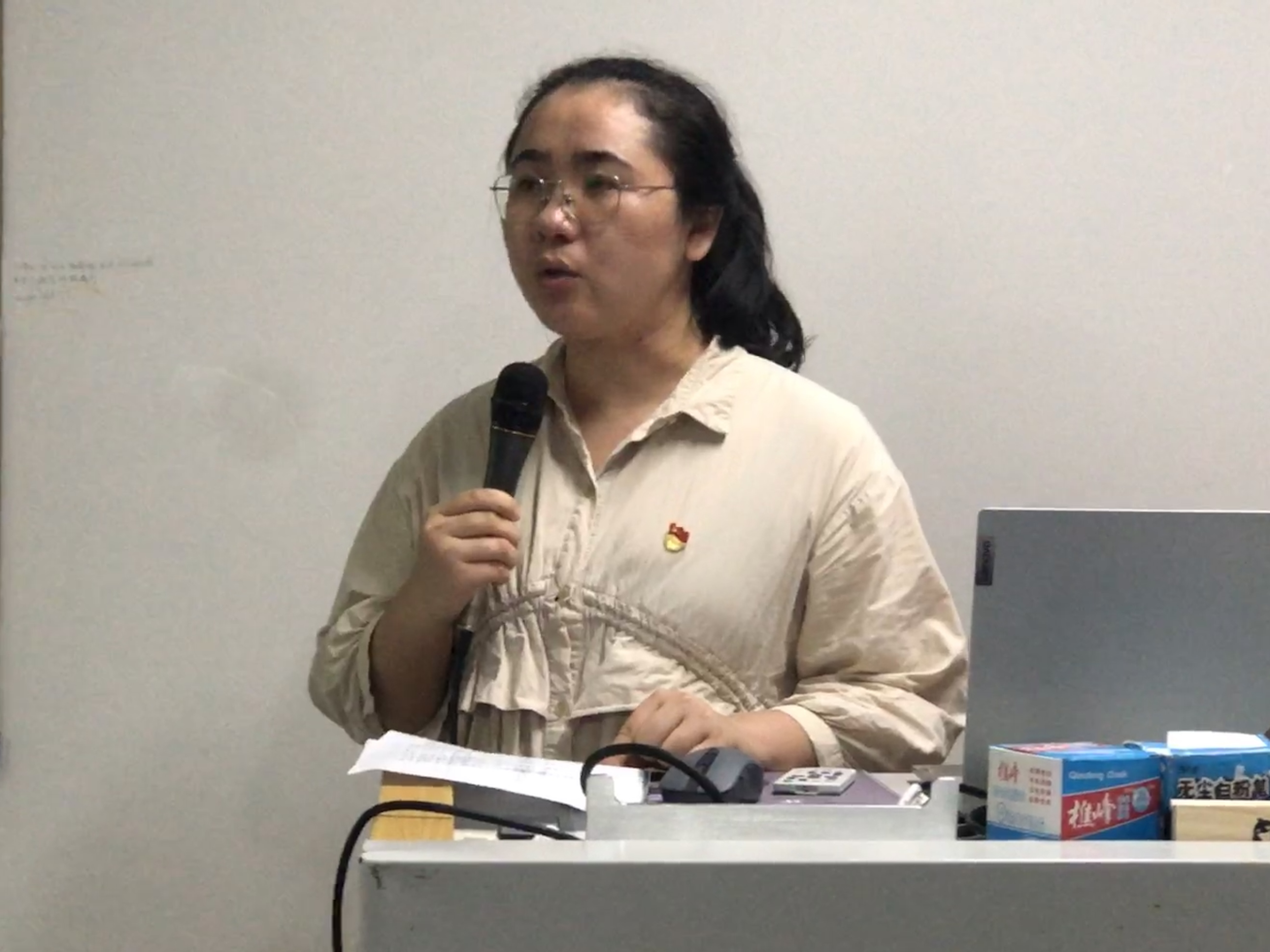 十月组织生活会7.jpg 十月组织生活会7.jpg